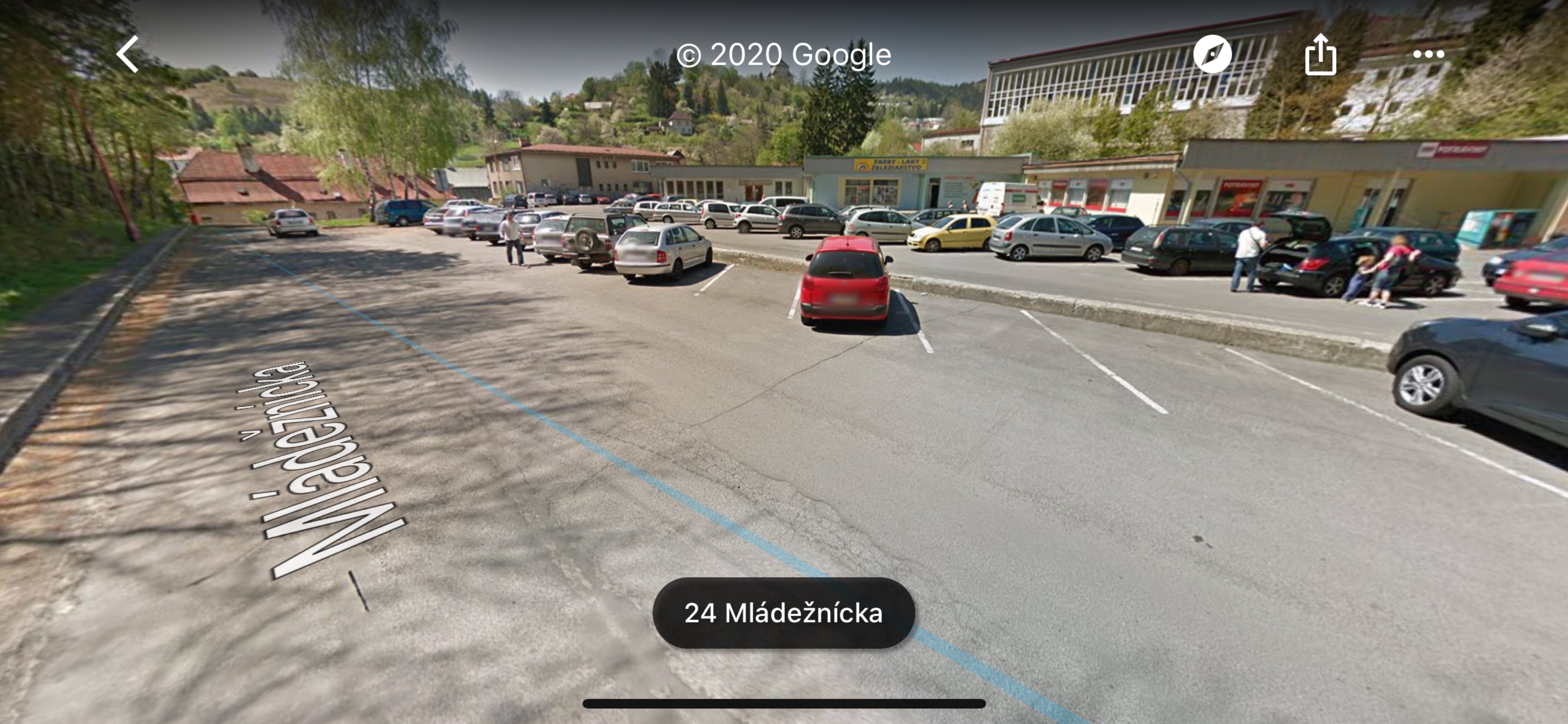 Neobmedzene parkovanie v centre zadarmo - Banska Stiavnica City Center